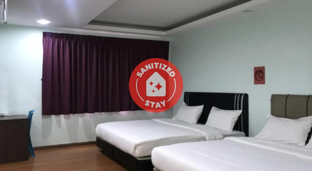 OYO 89855 Salim Room, Rezerwuj Hotel Hotele w Sarawak z parkingiem, Parking