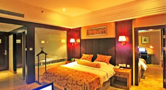 Семейный люкс с 2 комнатами Guangyuan International Hotel
