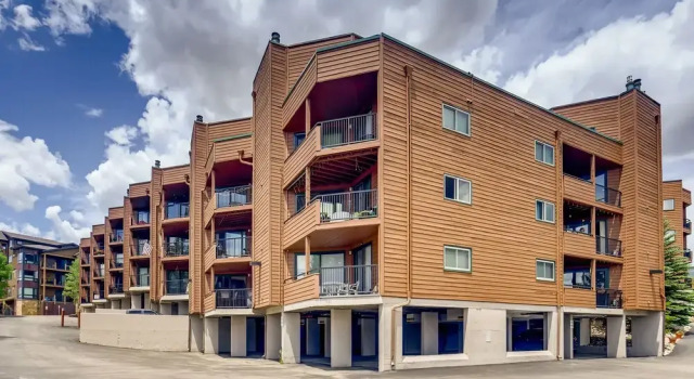 Fun Central! Located On Lake Dillon! New Listing! 2 Bedroom Condo by RedAwning, Rezerwuj Hotel Hotele w Vail Ski z parkingiem, Parking