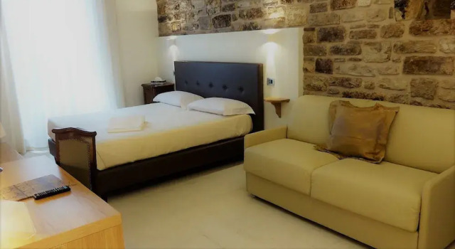 Superior Zimmer Portica 10
