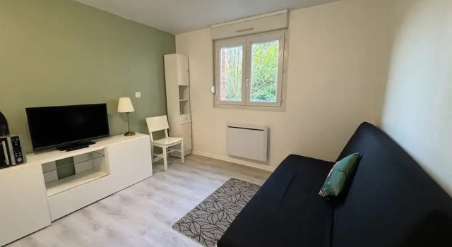 Studio Avec Place de Parking, Varaa Huoneisto Arras 