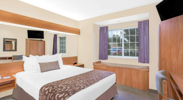Microtel Inn & Suites by Wyndham Beckley East, Book Hotel Beckley West Virginia