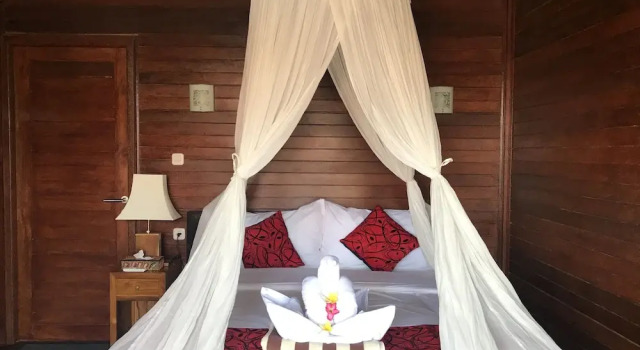 Pattri Garden Lembongan, Забронировать Отель Отели Лембонган с парковкой, рядом с Пляж Нуса Лембонган, Парковка