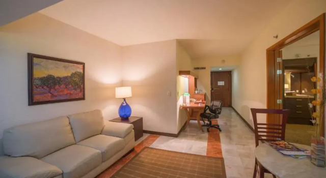 Двухместный полулюкс Wyndham Garden Guadalajara Expo Plaza del Sol