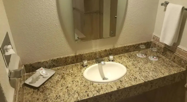 Номер Economy Hotel PF