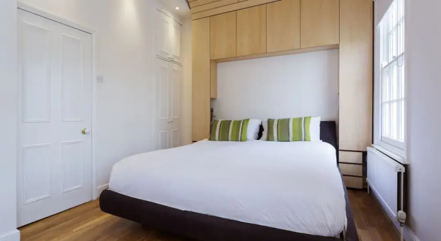 Veeve - At Home in Haggerston