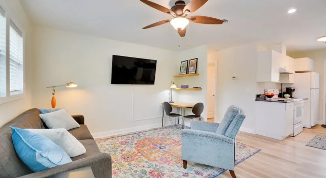 2 Mi to Downtown: Greensboro Home By Park!, Book Feriehus Greensboro North Carolina