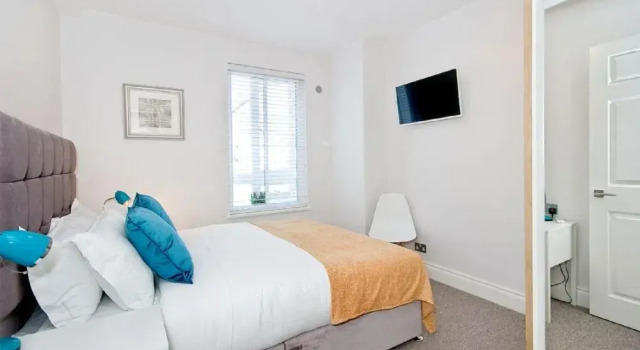 F3 Greek Street by City Living London, Забронировать Отель Бизнес-отели Англии, 4* 5*