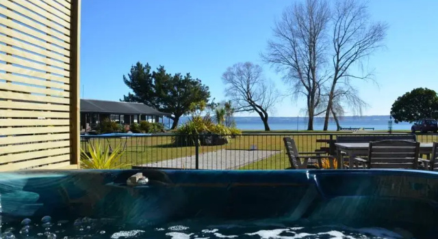 Номер Standard Cedarwood Lakeside Motel & Conference Venue