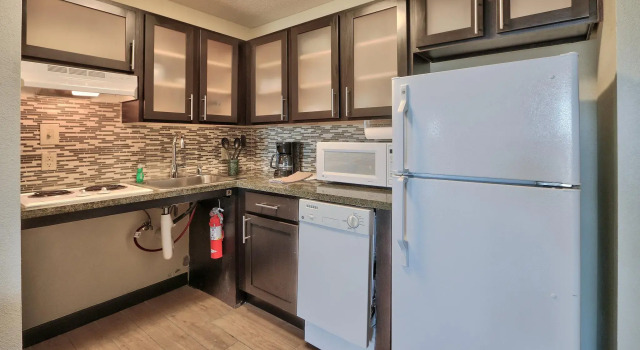 Двухместный люкс Studio Staybridge Suites Albuquerque North by IHG