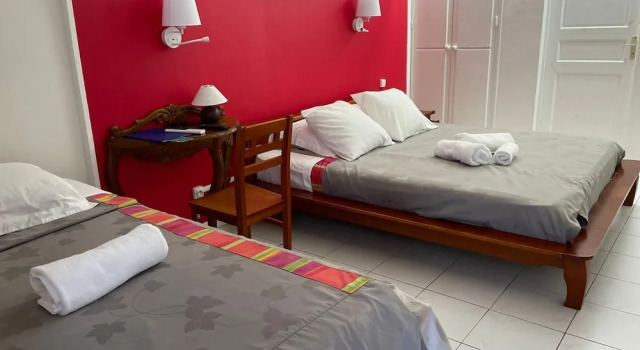 Трёхместный номер Standard Hotel Le Rotabas
