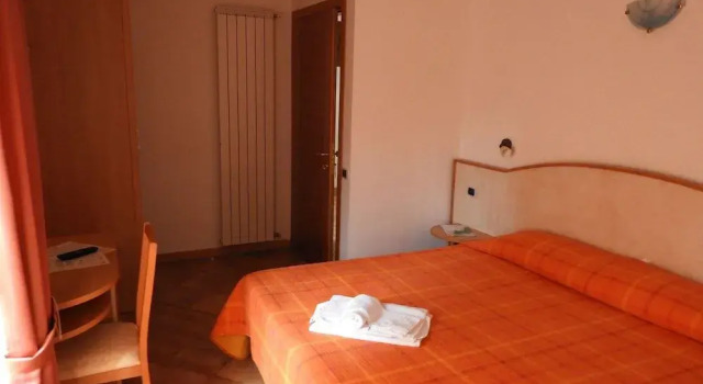 Casa Hotel Civitella, Varaa Hotelli Hotellit Abruzzo aamiaisella, Aamiainen