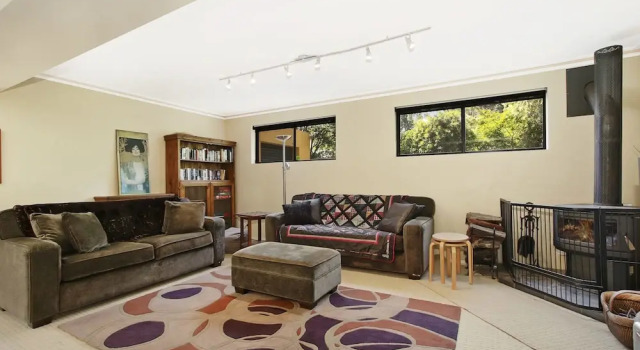 Canyons Bend - 5 Minute walk to shops and cafes