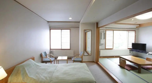 Трёхместный номер Standard Saito Hotel