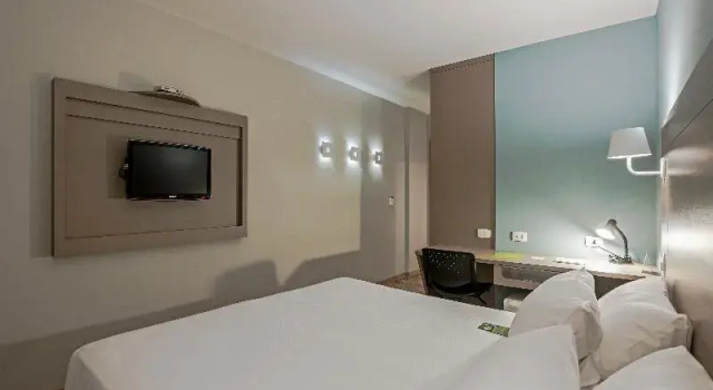Одноместный номер Superior Slim Hotel Curitiba Alto da XV