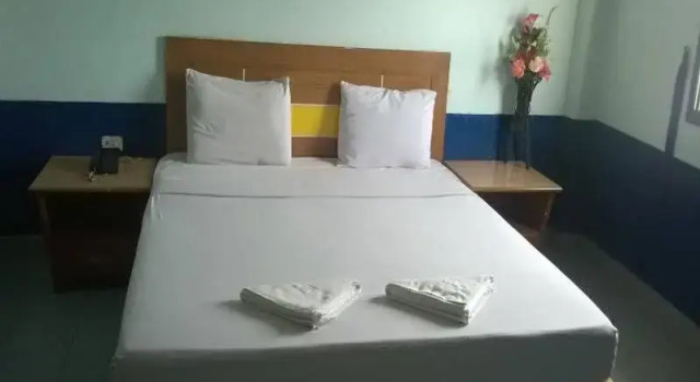 SP Palace Hotel, Забронировать Отель Ban Khlong Phruan Садао, рядом с Asian Cultural Village