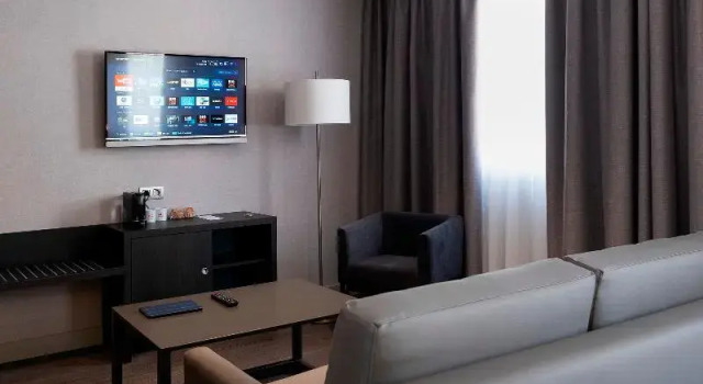 Четырёхместный номер Standard HG City Suites Barcelona