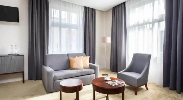 Jakubowy Hotel, Varaa Hotelli Śródmieście 