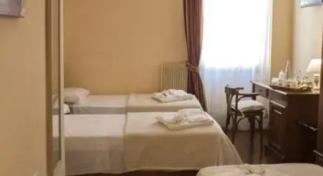 Трёхместный номер Standard Hotel Italia