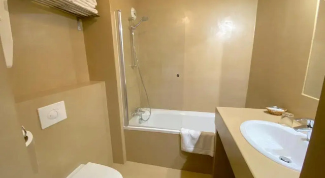 Четырёхместный номер Standard Hôtel & Appart-hôtel Olatua