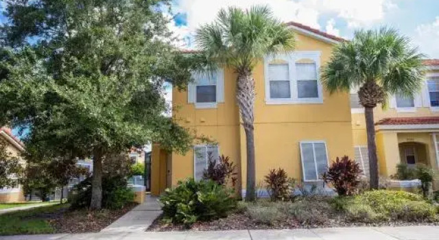 Four Bedroom w/ Pool Close to Disney 8570, Book Hotel Hoteller i Four Corners med pool, Swimmingpool