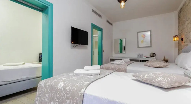 Четырёхместный номер Deluxe Avlu Alaçatı Boutique Hotel