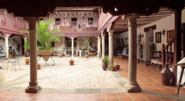 Posada Los Caballeros