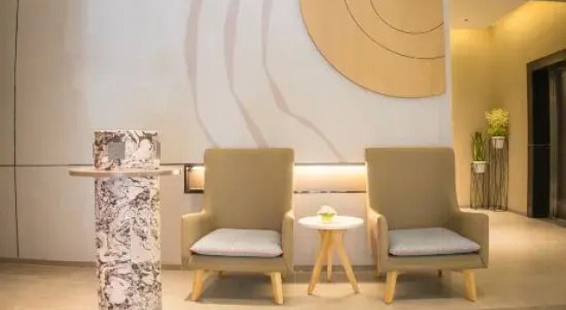Homeinn · neo (Nanjing University of Information Science and Technology Subway Station), Prenota Hotel Nanchino Jiangsu