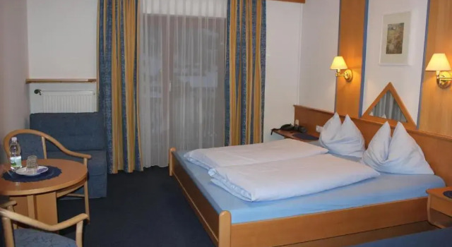 Семейный номер Standard с балконом Hotel Garni Tannenhof