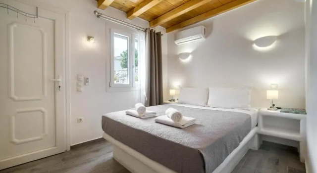 Anius Apartments