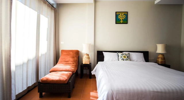Jamadevi Hotel