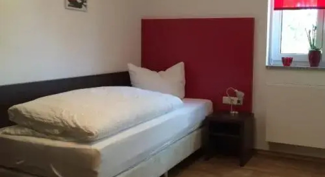 Charming Landgasthof Zur Linde, Varaa Matkakoti Hotellit Baijeri pysäköinnillä, Pysäköinti