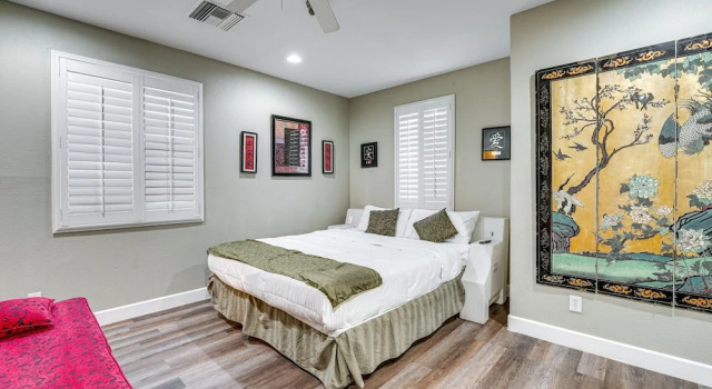 North Las Vegas Home w/ Pool ~ 9 Mi to the Strip!, Забронировать Отель Отели Норт-Лас-Вегаса 3 звезды, 3*
