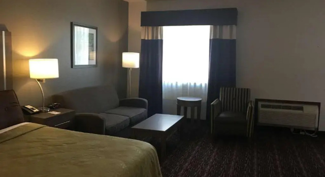 Люкс SureStay Plus by Best Western Edmond