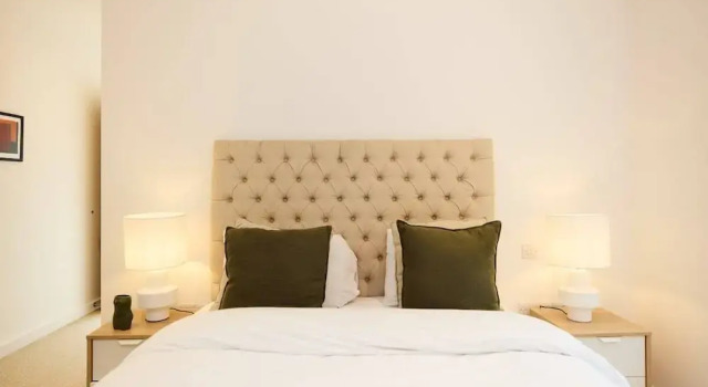 The Putney Wonder - Dazzling 3bdr Flat With Garden, Varaa Huoneisto Asunnot kohteessa Merseyside, Huoneisto