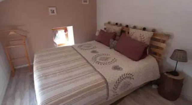 Gîte la maison de Mika, Prenota Hotel Saint-Floret 