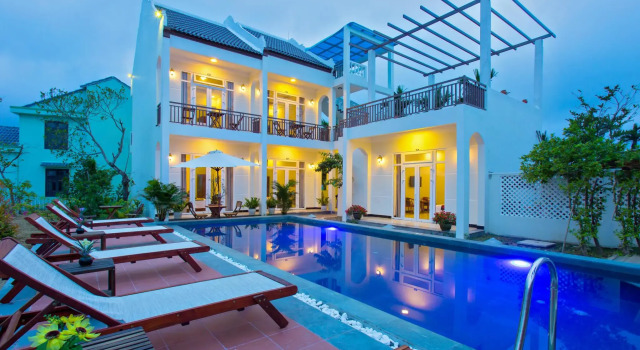 Двухместный номер Standard с балконом La Uy Villa