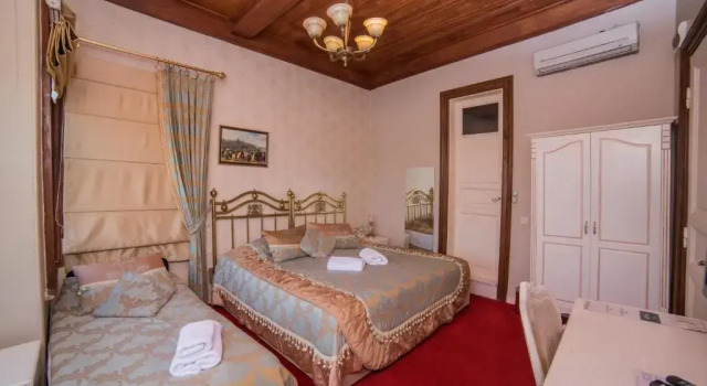 Трёхместный номер Отель HHK Hotel