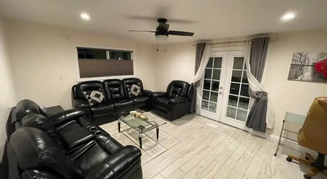Коттедж Cheerful, Beautifully Remodeled, Modern, Comfortable Home