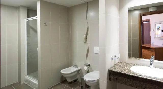 Executive Suite Hotel Duman