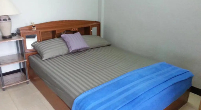 Roong-Arun Apartment