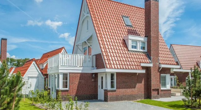 Вилла с балконом Luxury Villa near Sea