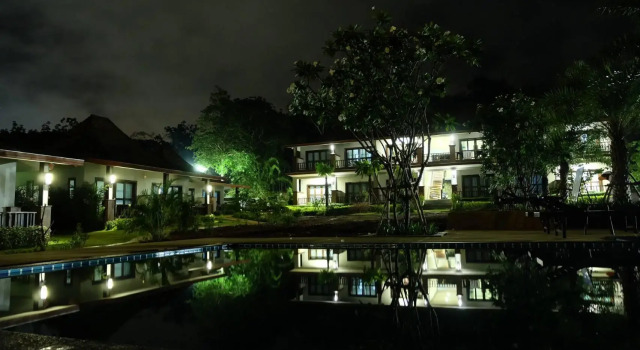 Poochommhok Resort