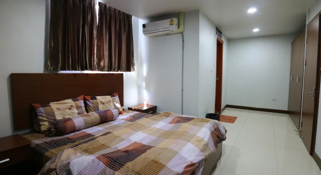 Четырёхместный семейный номер Standard с балконом You House Residence