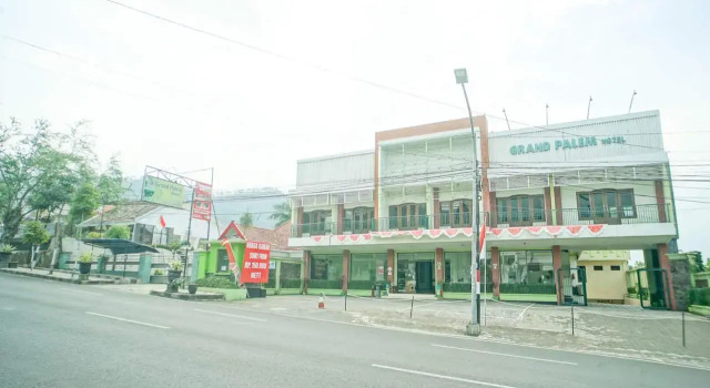 Hotel Grand Palem Batu RedPartner