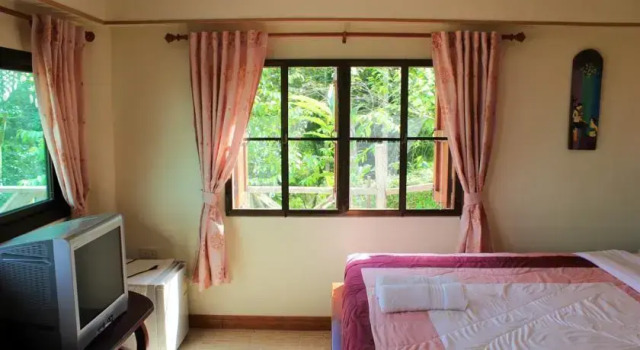 Phu Pai Mork Resort