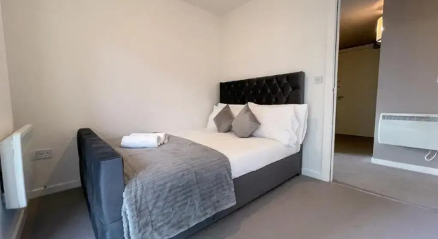 River Clyde View Apartment with Terrace & Parking, Забронировать Апартаменты/квартира Глазго 
