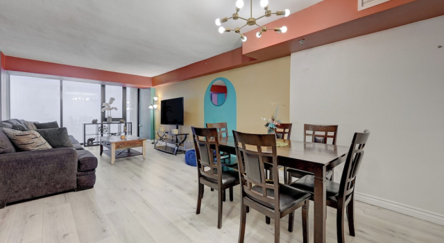 Апартаменты Superior STS 1160 On Strip Sleeps 16 No Resort Fee