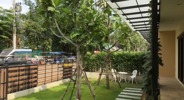 Коттедж Grand Fairtex Residence Pattaya