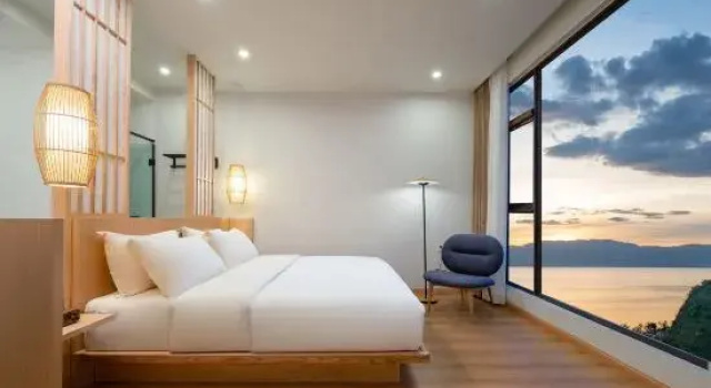 Люкс Executive Fuxian Lake Yumo Lake View Hot Spring Hotel